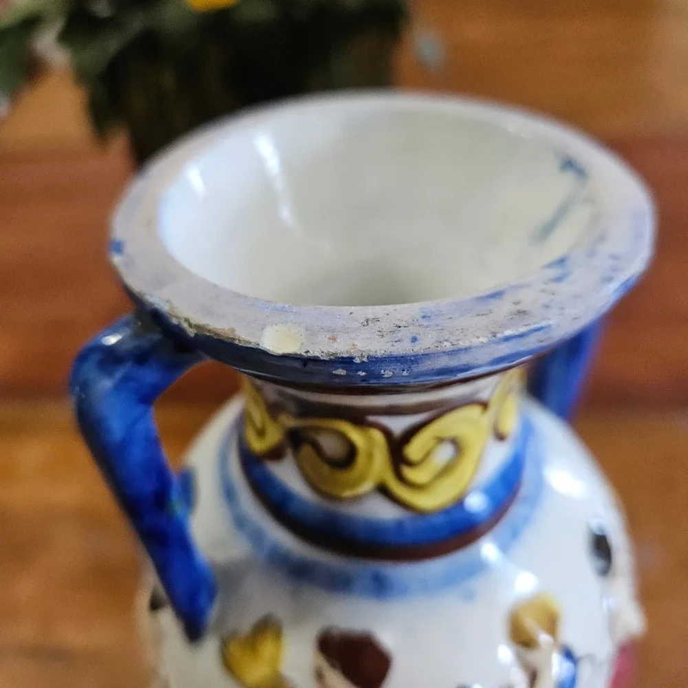 Vtg Italian Majolica Hand Painted Double Handle Urn Vase Mythological Scene